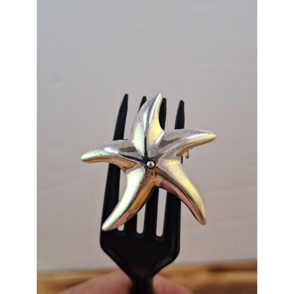 Vintage Silver‎ Tone Starfish Pin/Pendant 1.5"